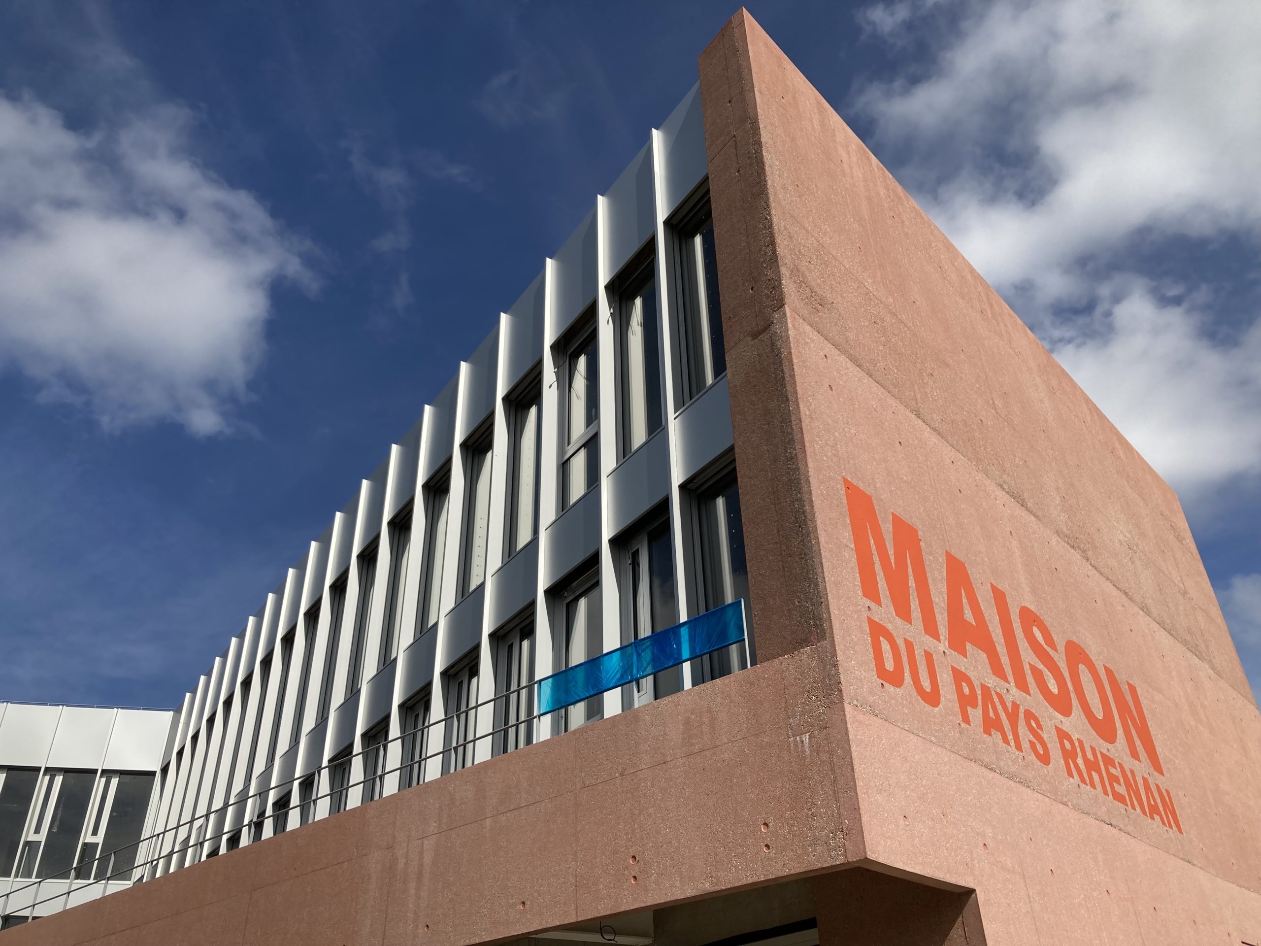 MSAP Drusenheim — Façade aluminium et habillage tôle de la Maison des Services au Public, réalisation J.Gremmel & Cie