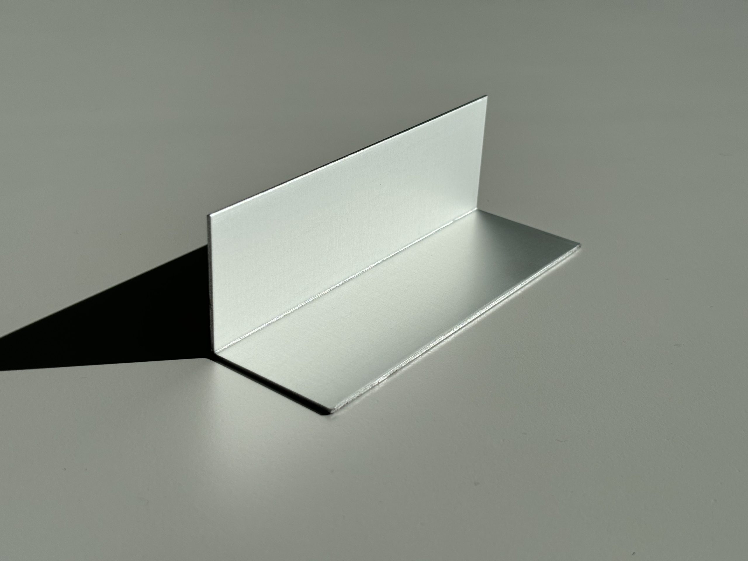 Cornières aluminium sur mesure